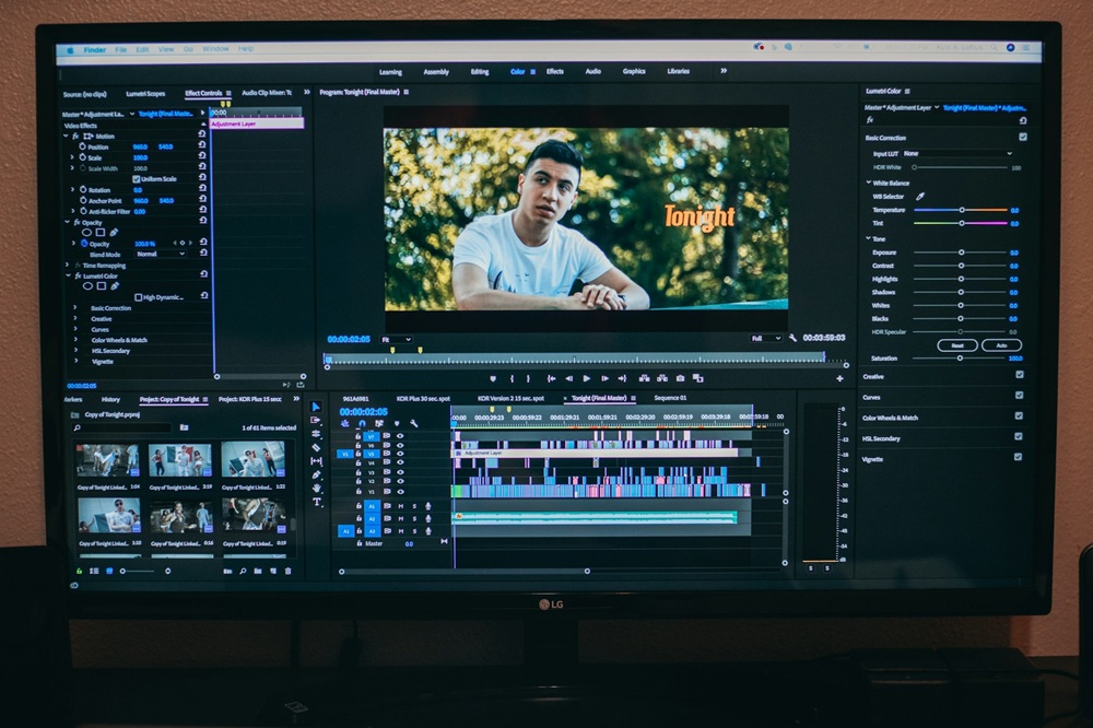 8 Top AI-Powered UGC Video Makers for Businesses